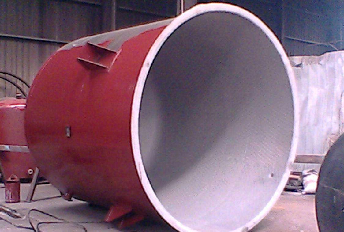 鋼襯塑儲罐為什么成為防腐儲罐的領(lǐng)軍者呢？