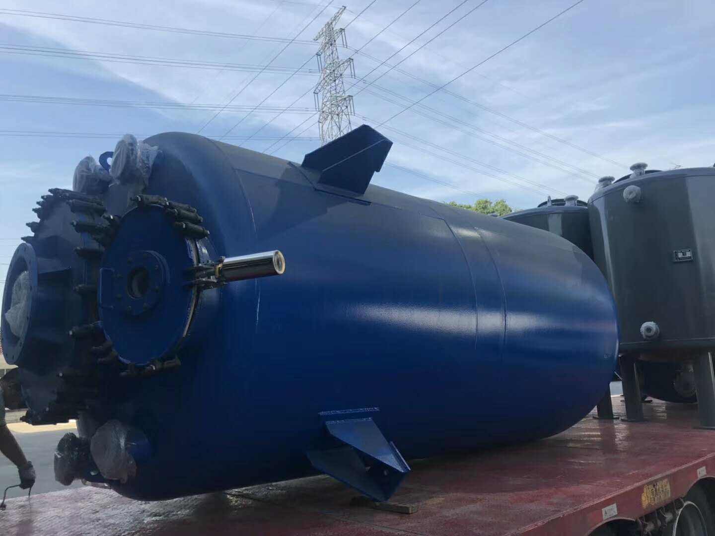 鋼襯塑儲(chǔ)罐 鋼襯塑儲(chǔ)罐