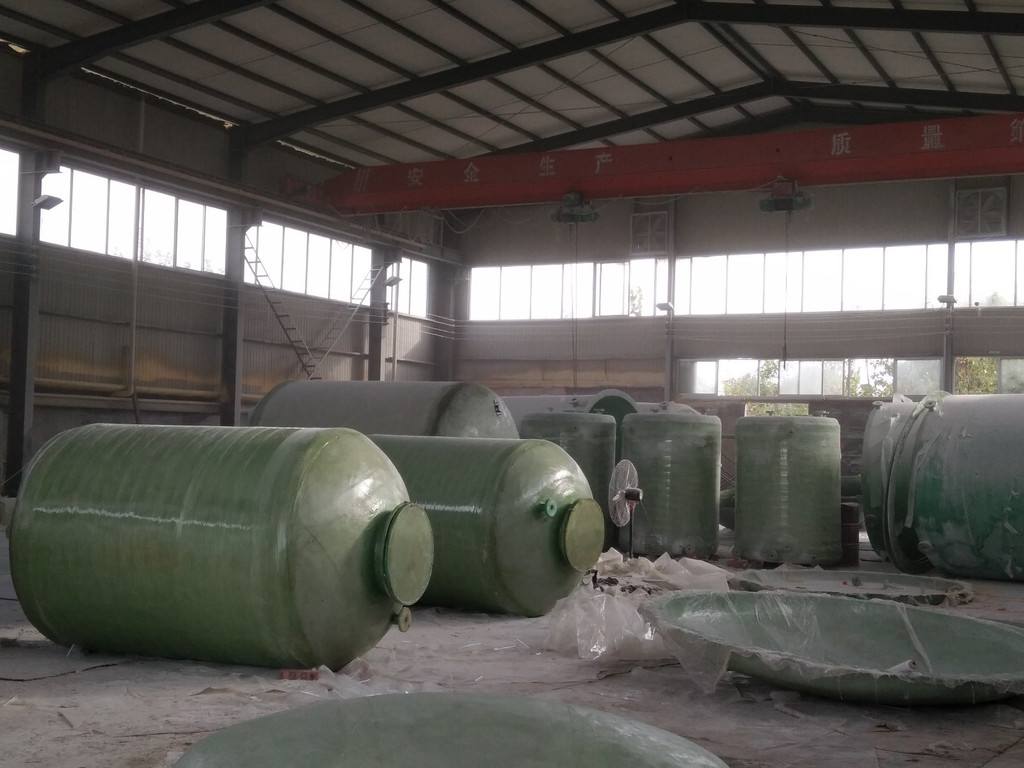 鹽酸儲(chǔ)罐材質(zhì): 鹽酸儲(chǔ)罐材質(zhì):