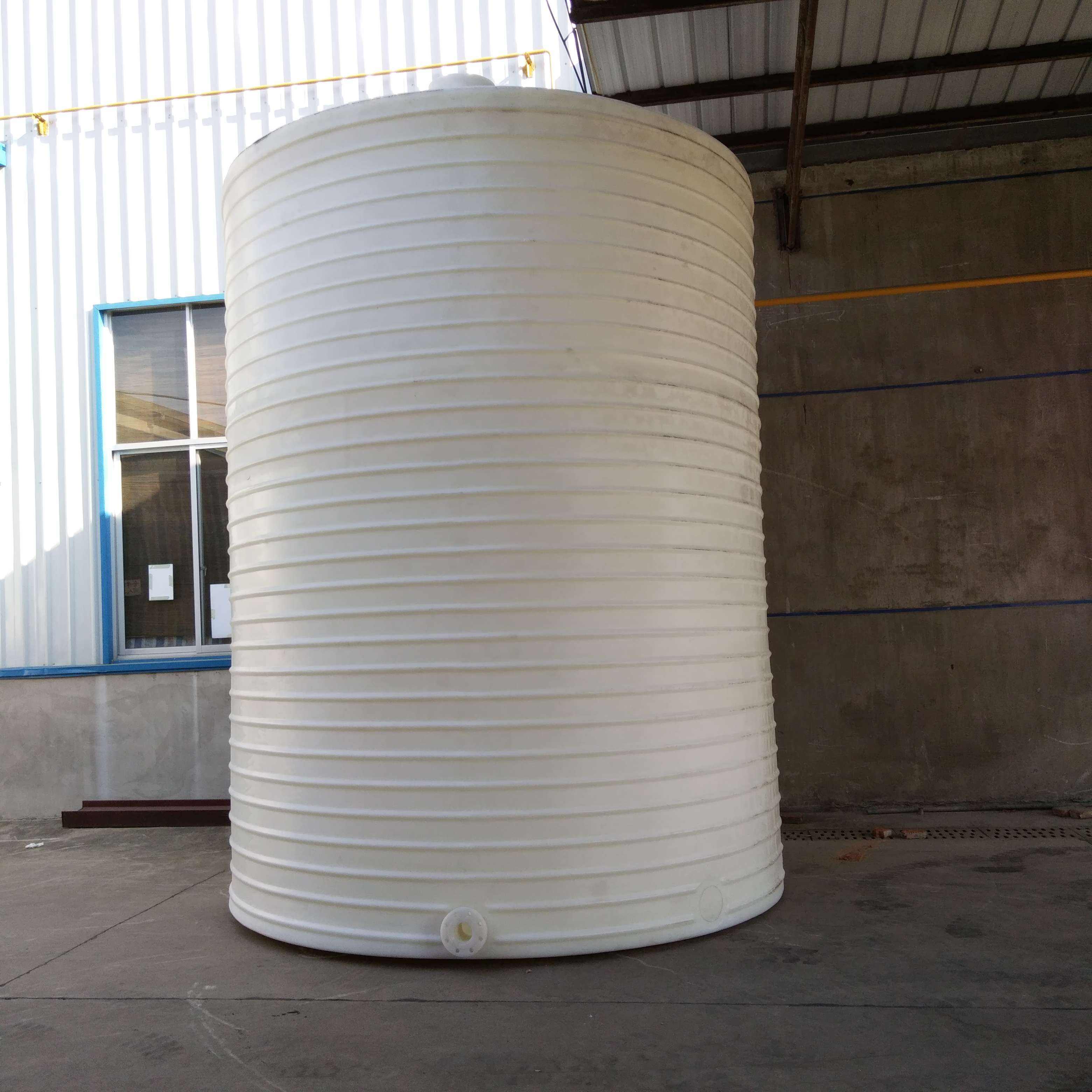 大型塑料儲罐的運輸裝卸有哪些注意事項? 大型塑料儲罐的運輸裝卸有哪些注意事項?